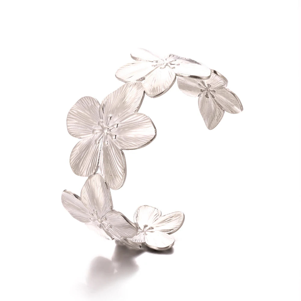 Vintage Flower Bangles For Women Gold Color Stainless Steel Flower Bangles Bracelets Femme Jewelry Party Gift pulseras