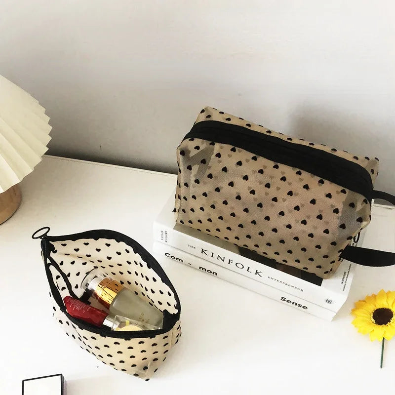 Nylon Mesh Cosmetic Bag Zipper Heart Shaped Toiletry Organizer Makeup Bags Multifunctional Women Lipstick Key Coin Purse Pouch