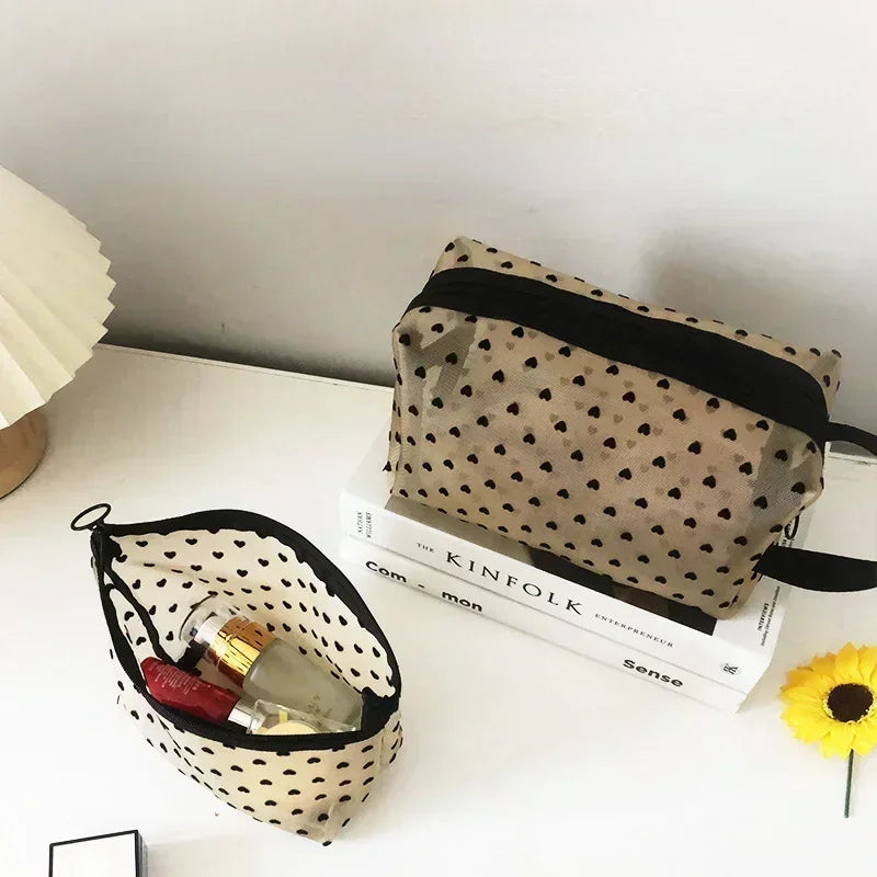 Nylon Mesh Cosmetic Bag Zipper Heart Shaped Toiletry Organizer Makeup Bags Multifunctional Women Lipstick Key Coin Purse Pouch